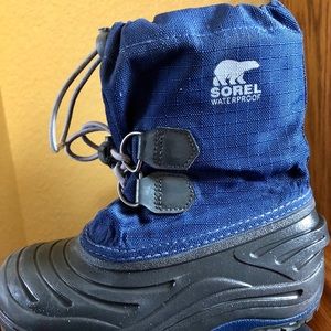 Boys Sorel waterproof snow boots